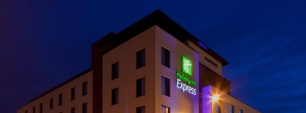 #CheltNetworking Goes Festive at the Holiday Inn Express, Cheltenham Town Centre